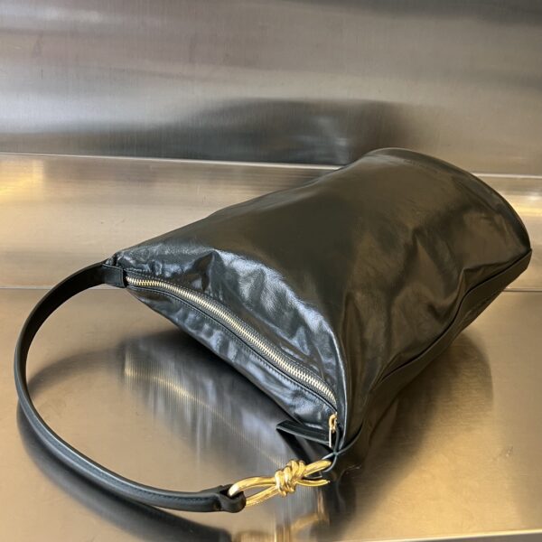 Bottega Veneta Hobo knot Bag