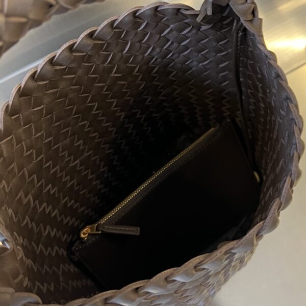 Bottega Veneta BV Small Cabat Bucket