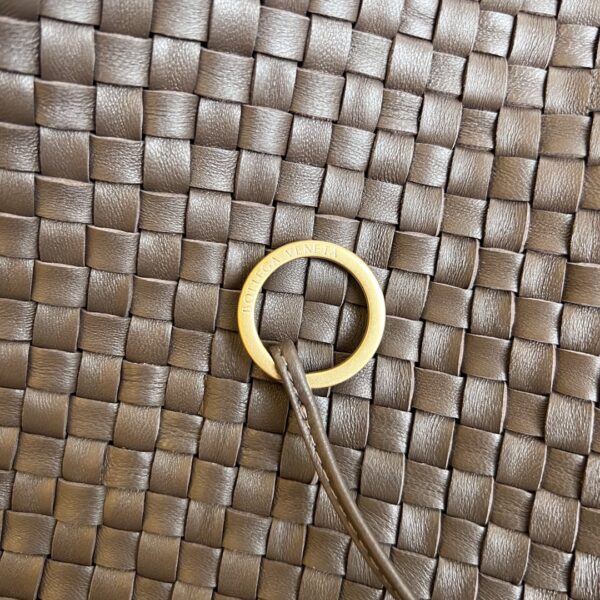 Bottega Veneta BV Small Cabat Bucket