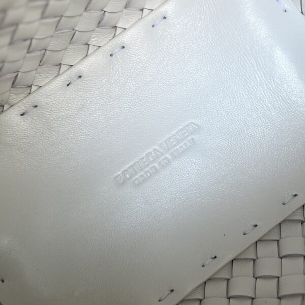 Bottega Veneta BV Small Cabat Bucket