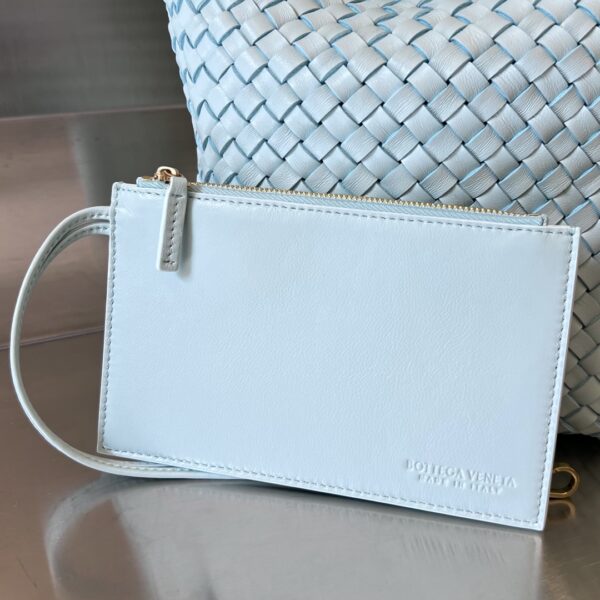 Bottega Veneta BV Small Cabat Bucket