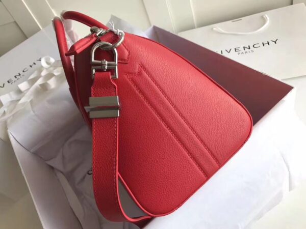 Givenchy Antigona Medium