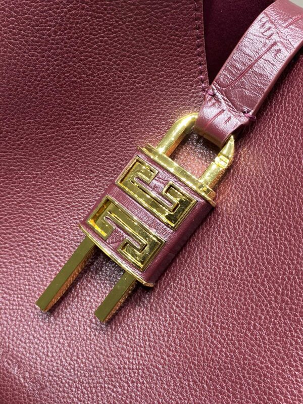 Givenchy G-Hobo  Medium
