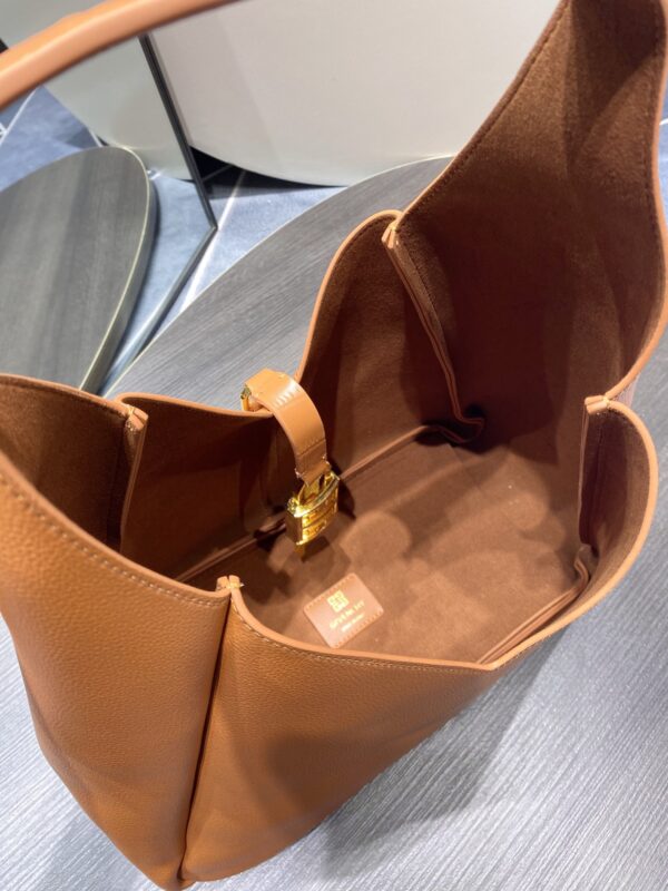 Givenchy G-Hobo  Medium
