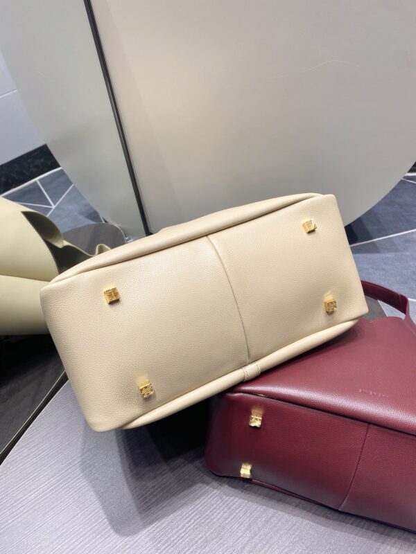 Givenchy G-Hobo  Medium