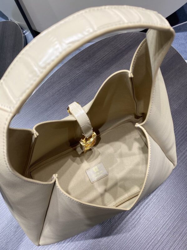 Givenchy G-Hobo  Medium