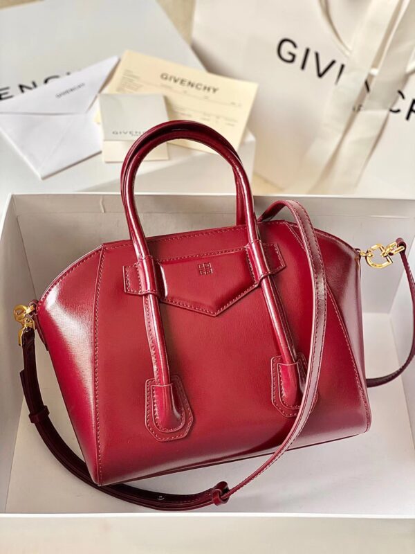 Givenchy Antigona Lock Soft