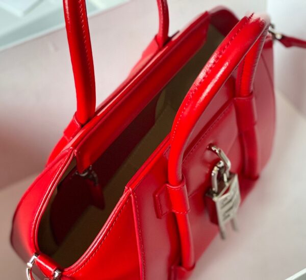 Givenchy Antigona Lock Soft