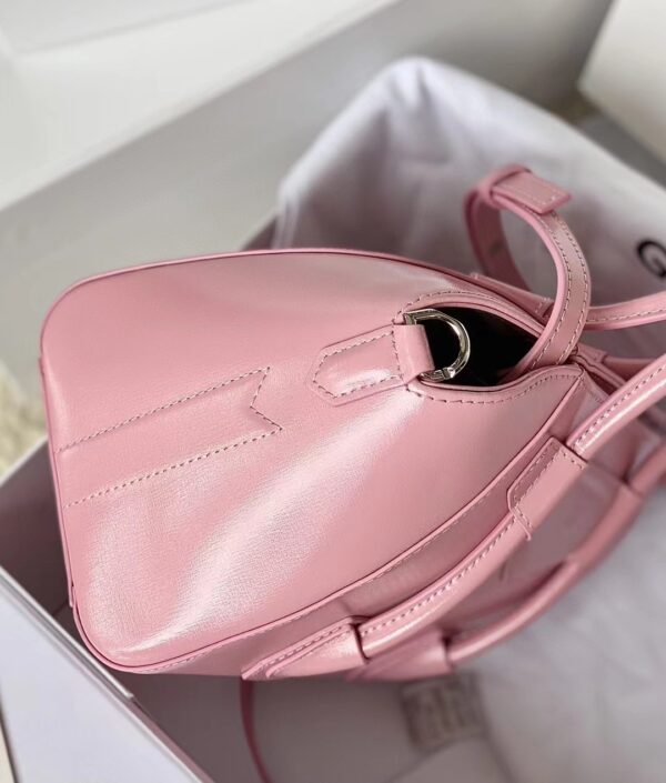 Givenchy Antigona Lock Soft