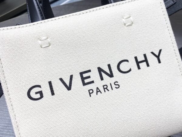 Givenchy Cabas G-tote Mini