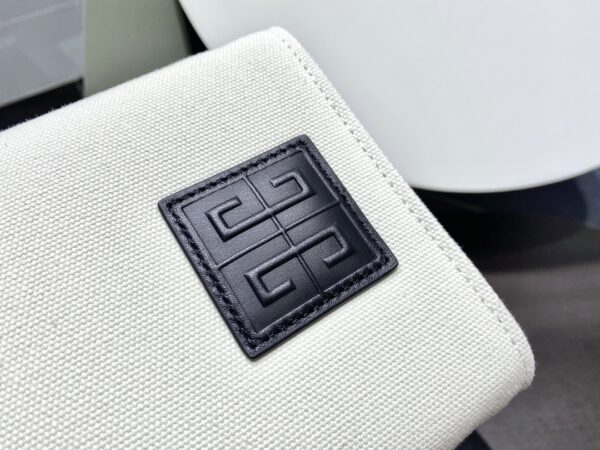 Givenchy Cabas G-tote Medium