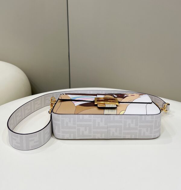 Fendi  Baguette  Medium Handbag