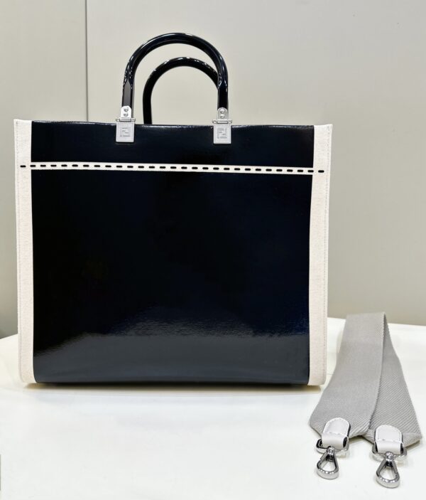 Fendi Medium Sunshine Shopper