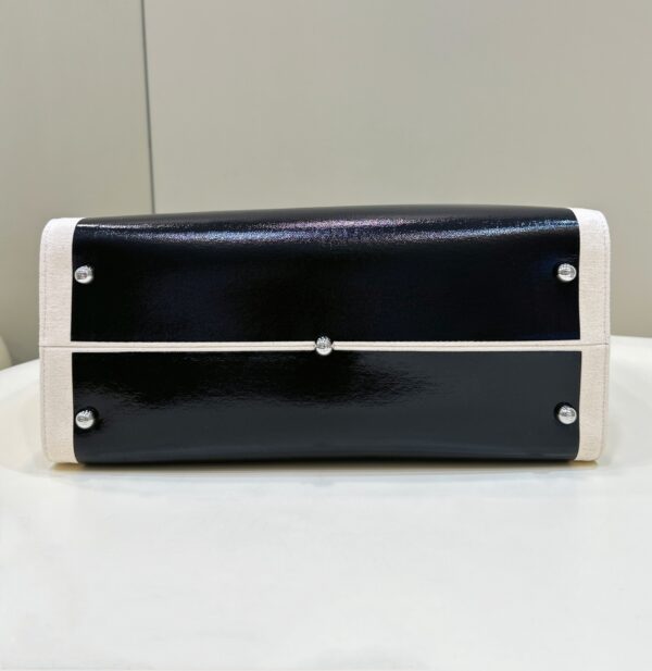 Fendi Medium Sunshine Shopper