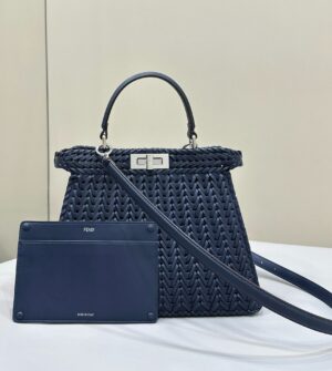Fendi Peekaboo ISeeU Medium