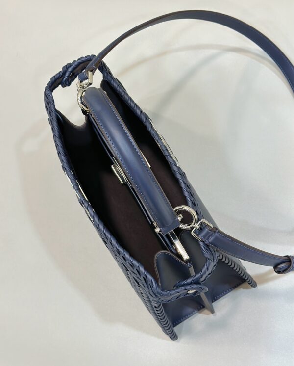 Fendi Peekaboo ISeeU Medium