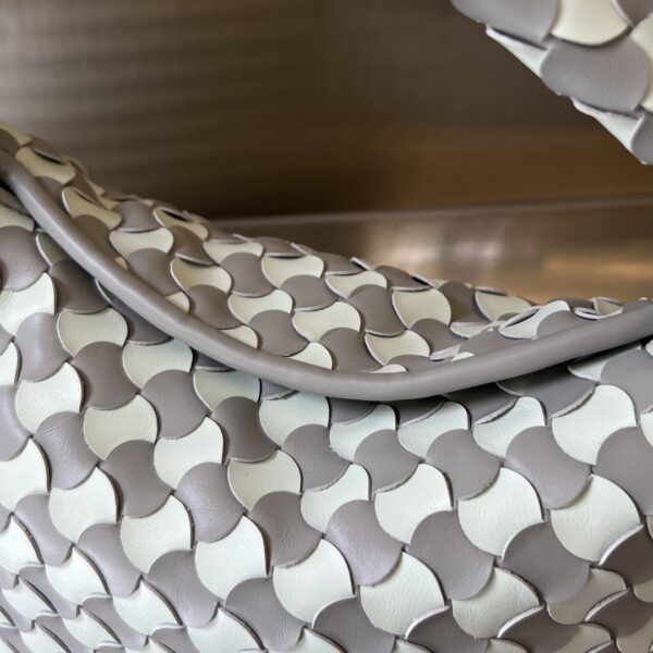 Bottega Veneta Small Hop