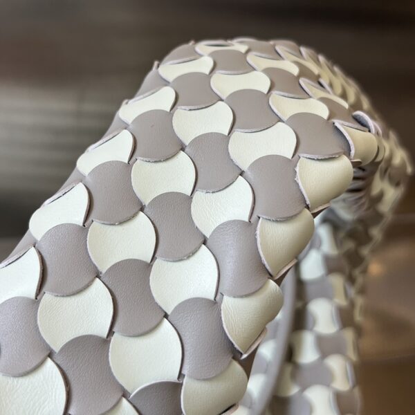 Bottega Veneta Small Hop
