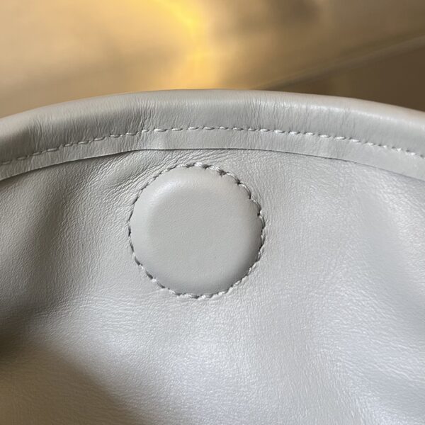 Bottega Veneta Small Hop