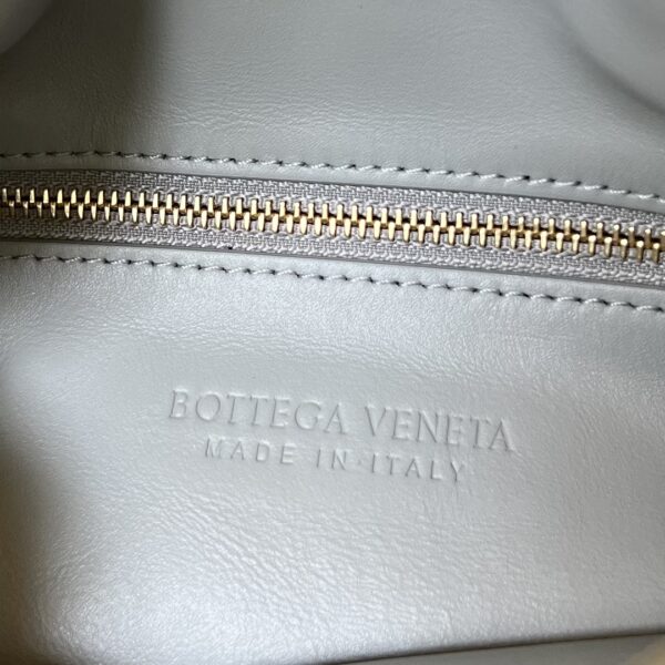 Bottega Veneta Small Hop