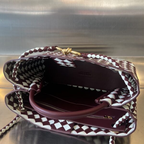Bottega Veneta Medium Andiamo