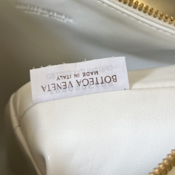 Bottega Veneta Mini Wallace