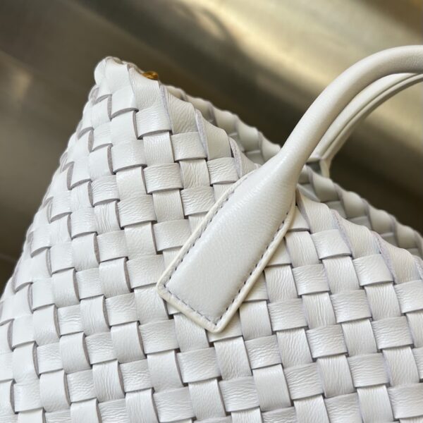 Bottega Veneta Cabat Mini