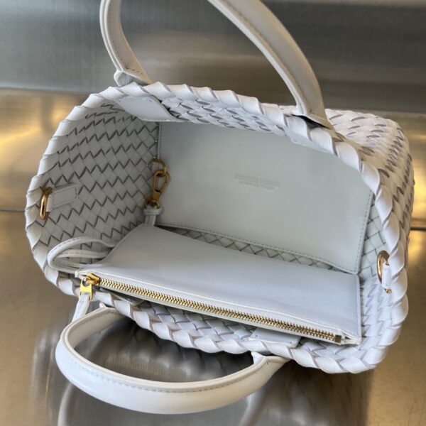 Bottega Veneta Cabat Mini