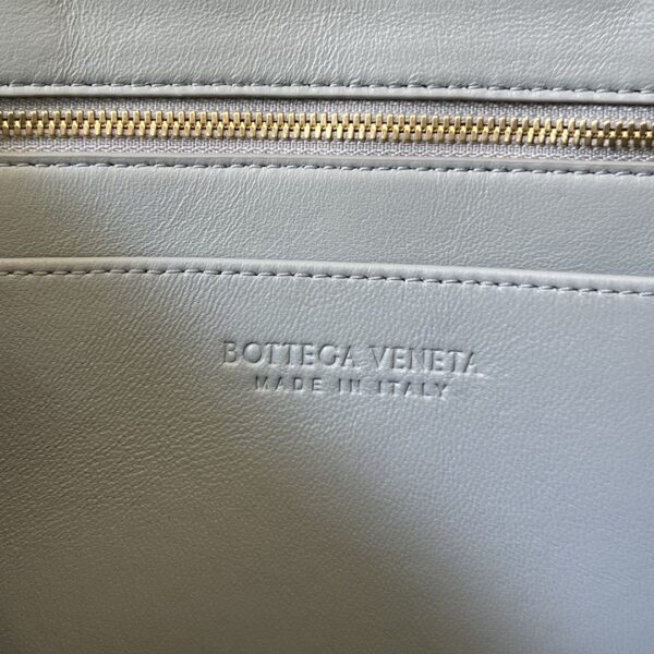 Bottega Veneta Small East/West Andiamo
