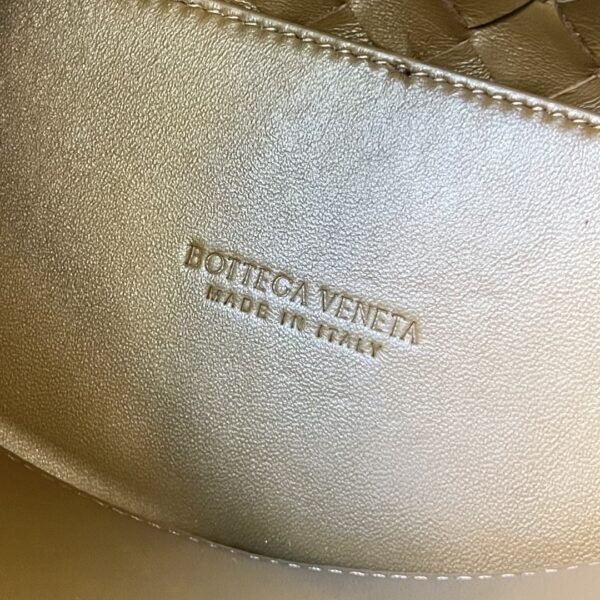 BOTTEGA VENETA BV Small Andiamo