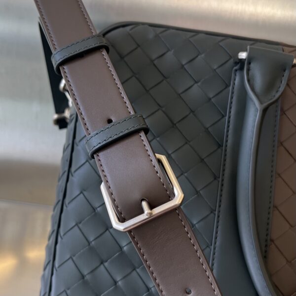 Bottega Veneta Large Intrecciato Briefcase