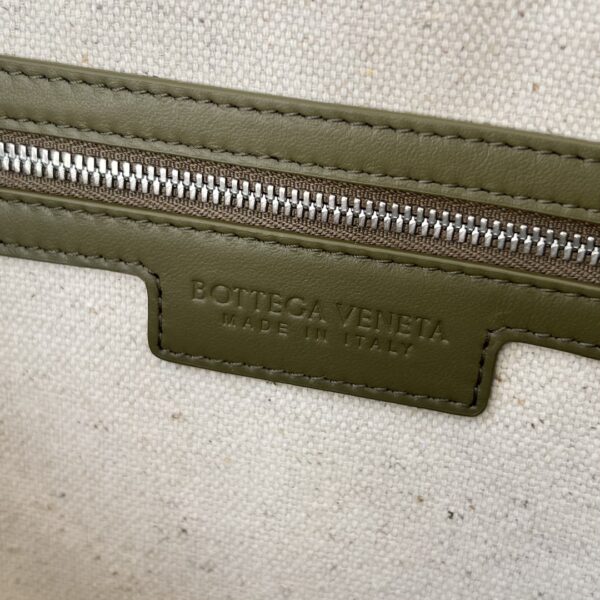 Bottega Veneta Large Intrecciato Briefcase