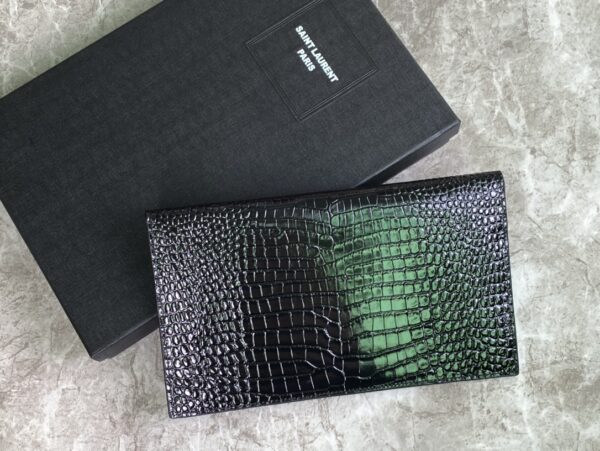 YSL Uptown