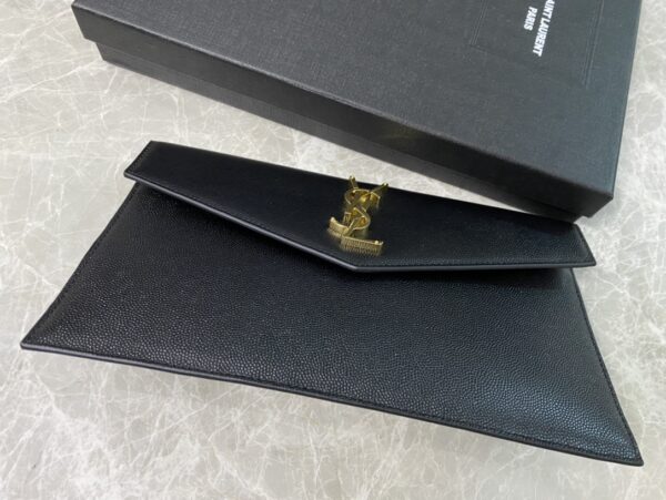 YSL Uptown