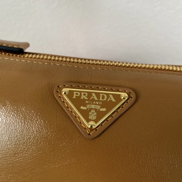 Prada Re-Edition 2002 small leather shoulder bag