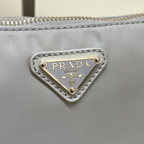 Prada Re-Edition 2002 Re-Nylon and brushed leather shoulder bag