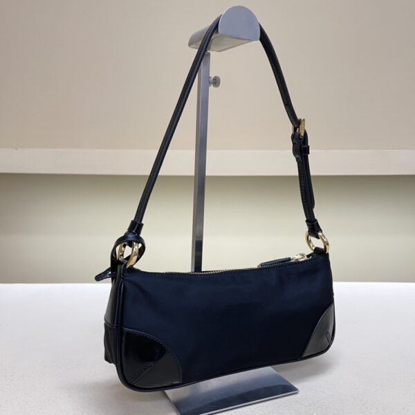 Prada Re-Edition 2002 Re-Nylon and brushed leather shoulder bag