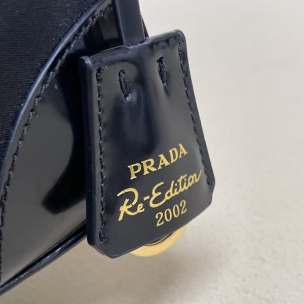 Prada Re-Edition 2002 Re-Nylon and brushed leather shoulder bag