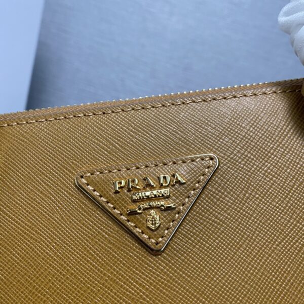 Large Prada Galleria Saffiano leather bag
