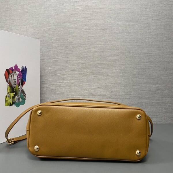 Large Prada Galleria Saffiano leather bag