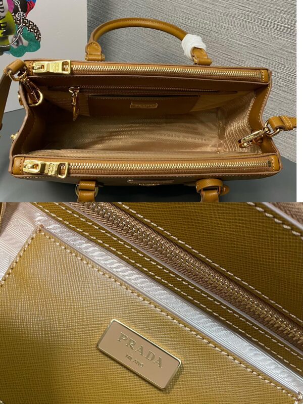 Medium Prada Galleria Saffiano leather bag