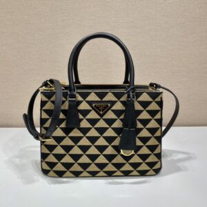 Medium Prada Galleria Saffiano leather bag