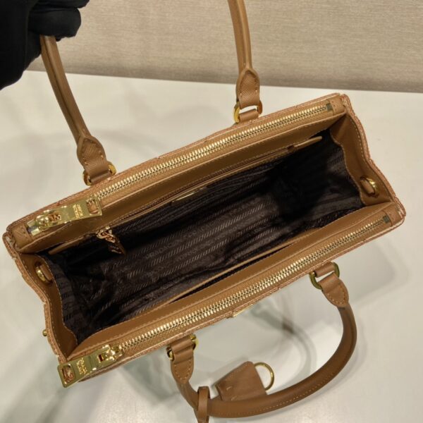 Medium Prada Galleria Saffiano leather bag