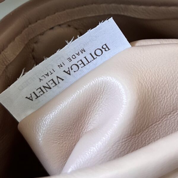 Bottega Veneta Mini Hop