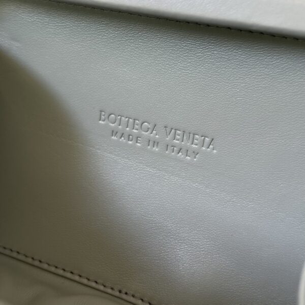 Bottega Veneta Knot