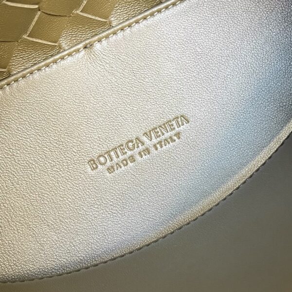 BOTTEGA VENETA BV Small Andiamo