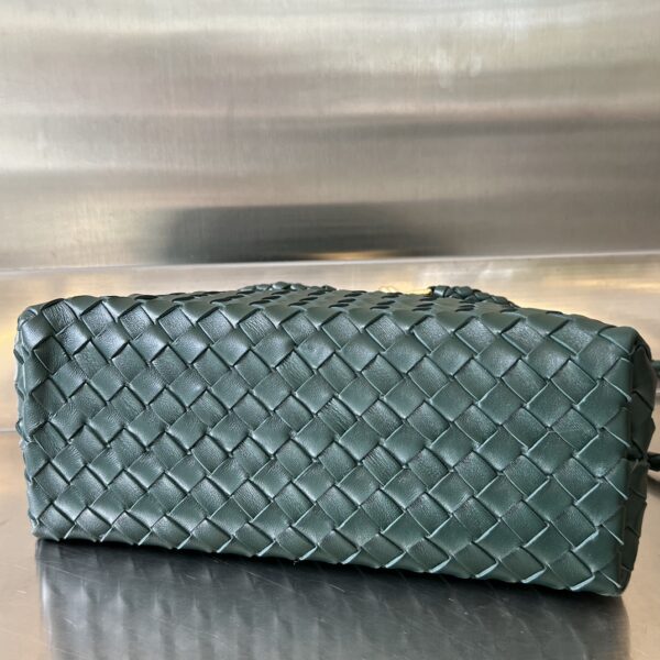 BOTTEGA VENETA MEDIUM ANDIAMO BAG
