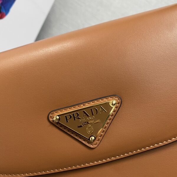 Prada Arqu?? Leather shoulder bag moon bag
