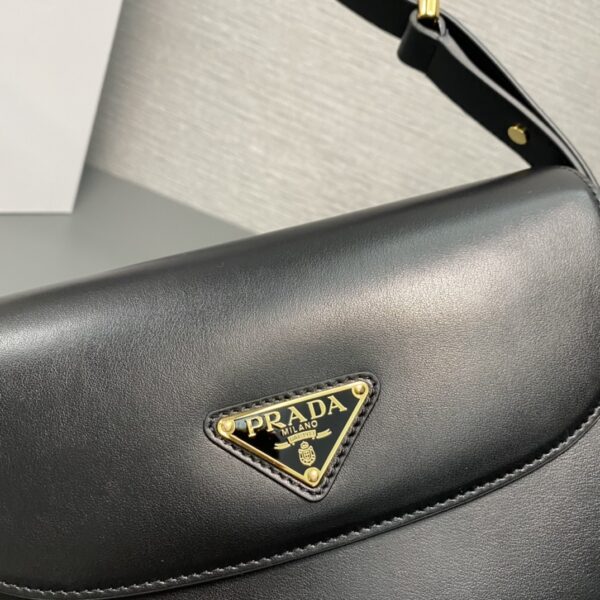 Prada Arqu?? Leather shoulder bag moon bag