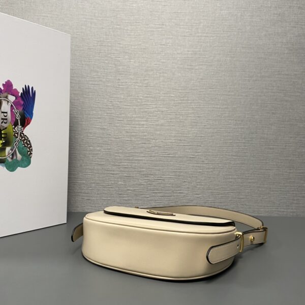 Prada Arqu?? Leather shoulder bag moon bag